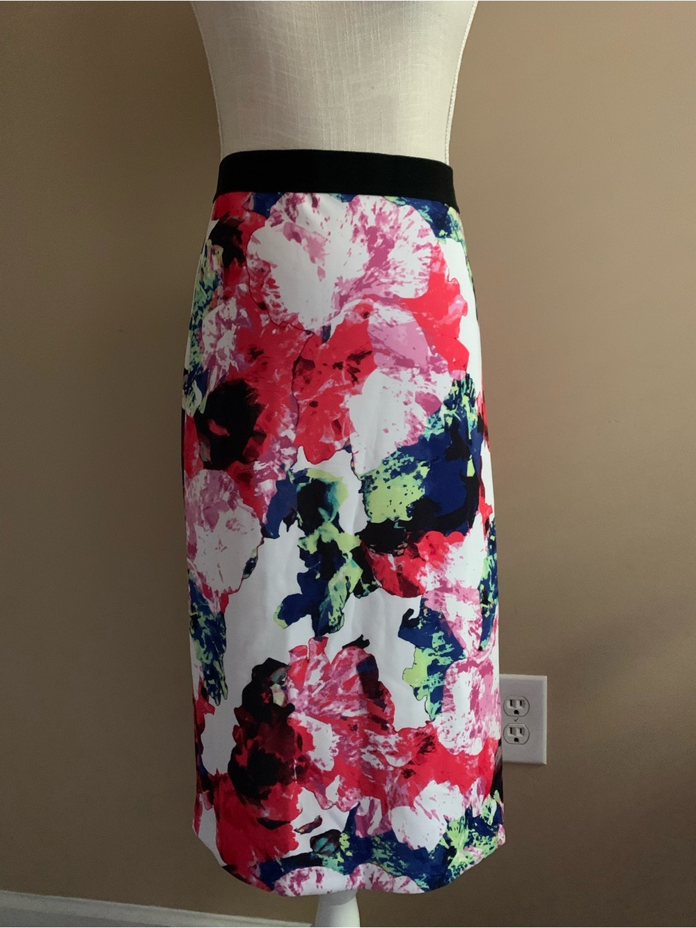 Milly Floral Midi Pencil Skirt in Black, White, Red, Blue & Green